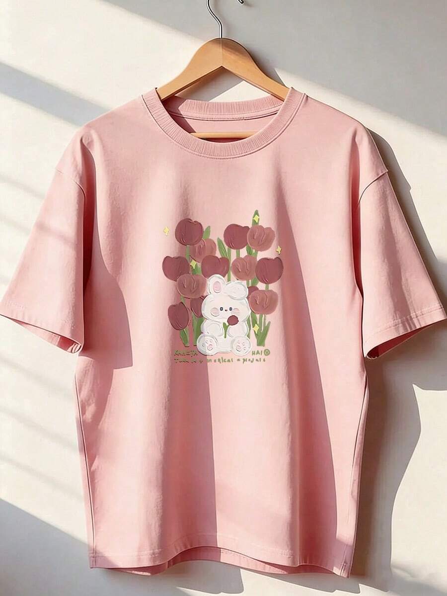 White Rabbit And Wine Tulip T-Shirt, Fashionable Short-Sleeve T-Shirt For Spring/Summer 2026, Made In Mexico, 180 Grams. Cartoon Print, Couple Design, Suitable For Indoor Or Outdoor Wear. Crew Neck, Unisex, Ideal For Office And Leisure. One-Piece Pack. - PK-P631577SLNDXZGY637 - 查看 1