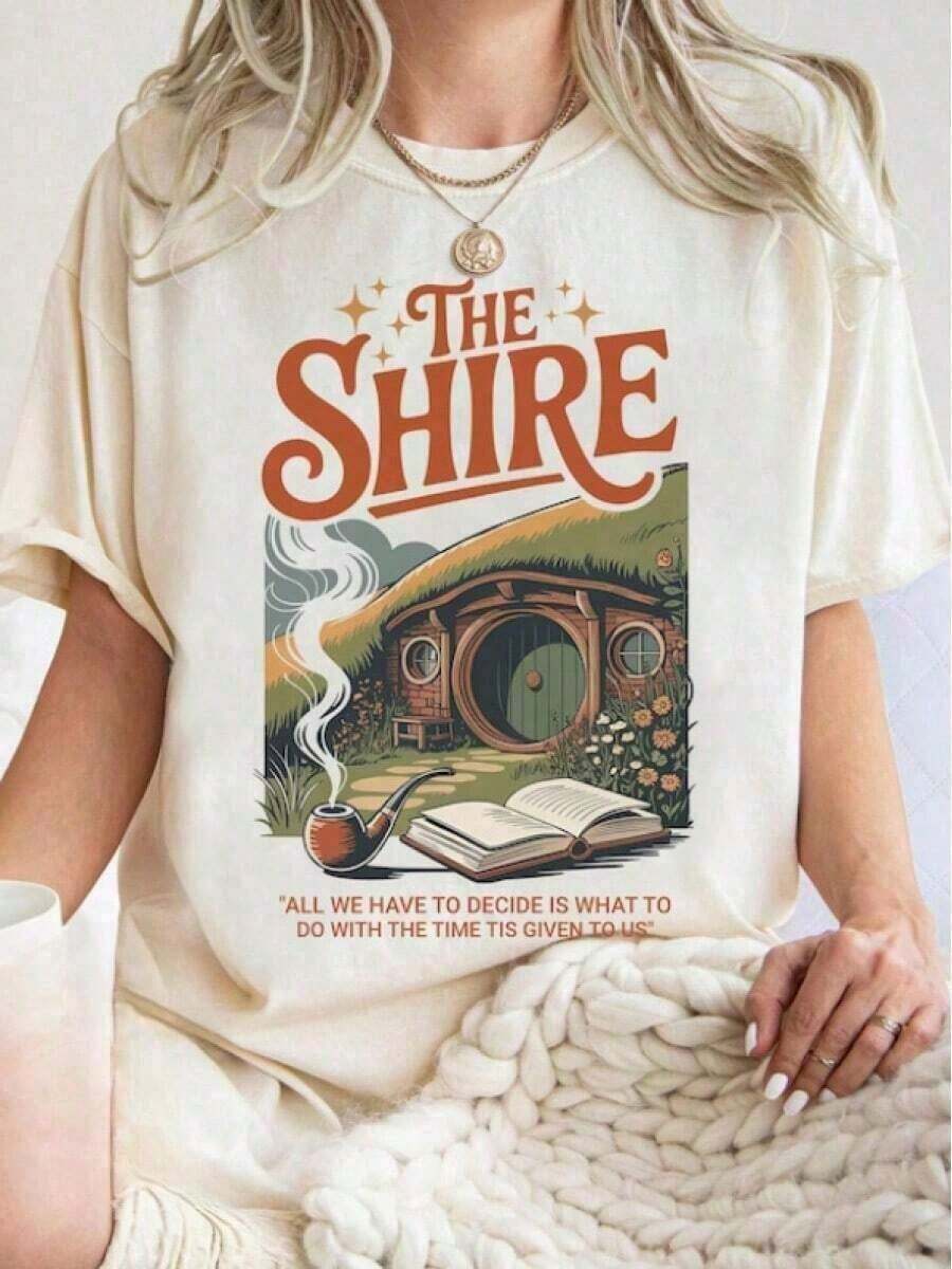 Estilo Y2K, Estampado Direccional, Camiseta de Algodón - Suave, Transpirable, Tela de Algodón, Camiseta Shire LOTR de 1 Pieza, Camiseta para Amantes de Libros de Fantasía, Camiseta para Mujer, Camiseta para Hombre, Estilo Unisex, Camisetas para Vacaciones, Camiseta, Camiseta para Fans, Top de Algodón, Talla S-, Negro, Camisetas Casuales de Manga Corta para Hombres y Mujeres - Albaricoque - Ver 1