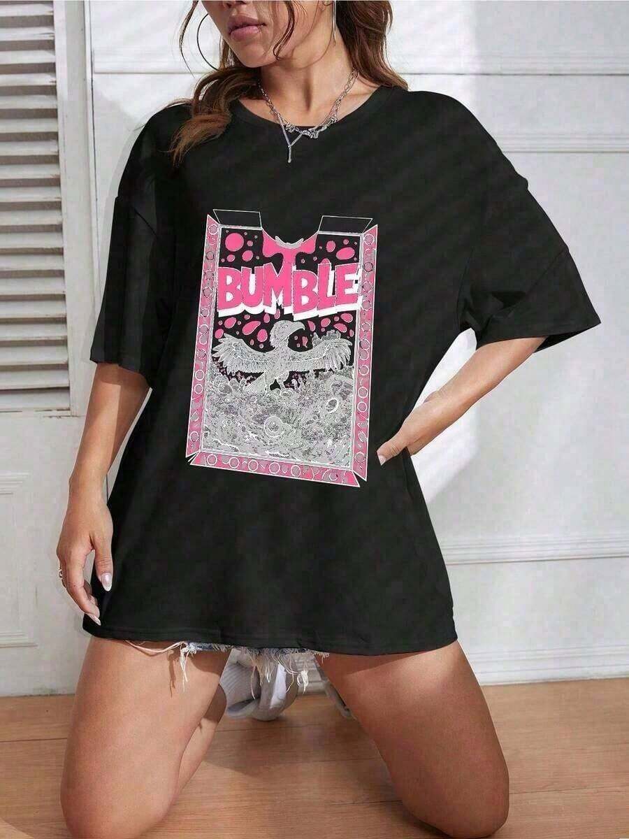 Women's Summer Clothes: Stylish Short-Sleeve Blouse With 'BUNGLE' Graffiti Print And Vibrant Abstract Patterns In Pink And Black, Comfortable And Soft Fabric, Fun Design, Perfect As A Gift For Her. Women's Summer Clothes: Stylish Short-Sleeve Blouse, Loose Fit, Comfortable And Breathable For Everyday Wear. Breathable And Comfortable. - 黑色 5 - 查看 1