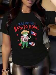 Women's Crew Neck T-Shirt With A Printed Design Of A Frog Holding The Puerto Rican Flag And An American Football For The Benito Bowl 2026, Casual Wear For Festivals And National Holidays. - 黑色 - 查看 6