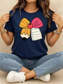 This Casual T-Shirt Features A Simple Print, A Round Neck, And Short Sleeves. The Classic, Basic Design Is Universally Flattering, And The Loose, Relaxed Fit Feels Comfortable And Breathable. The Fine, Soft Texture Is Soft Against The Skin And Breathable, So It Won't Pill Or Lose Its Shape Over Time. The Subtle, Elegant Print Design Is A Must-Have For Summer. This Versatile Piece Pairs Perfectly With All Kinds Of Bottoms-You Can't Go Wrong. - 藏蓝色 - 查看 1
