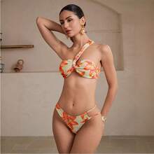 Traje de baño sexy de tres piezas con un solo hombro para mujer, ideal para vacaciones en la playa. - Juego de tres piezas - Ver 4