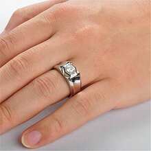 Nhẫn kim cương 2 carat thanh lịch dành cho quý ông, chiếc nhẫn phong cách và cuốn hút dành cho doanh nhân lịch lãm. - Một chiếc nhẫn kim cương 2 carat tuyệt đẹp bằng vàng trắng. - Xem 3