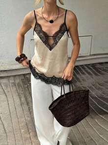 Top de camisola de encaje lujoso| Encaje de contraste + tela suave, sexy y que estiliza la figura para el verano - Albaricoque - Ver 3