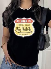 A Symbol Evoking The Strength Of Open Roads, With Red And Yellow Tones Representing A Free Spirit And Endless Adventure For Those Who Live With Passion. A Casual Women's T-Shirt With An Inspirational Message For Everyday Wear. - 黑色 - 查看 8