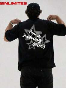 Esta camiseta de algodón inspirada en Y2K para hombres tiene un gráfico de "Soy una estrella brillante".Confeccionado con algodón suave y cómodo, presenta una silueta holgada de hip-hop y un impresionante estampado de personajes.Con un escote redondo y mangas cortas, es un estilo versátil perfecto para uso diario, moda urbana y más. - Negro - Ver 1