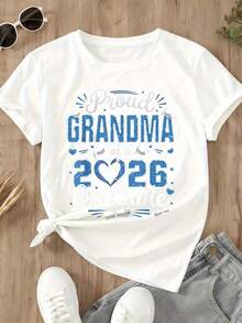 "Proud Grandma Of A Class Of 2026 Graduate" Women's T-Shirt, White With Graphic Print, Graduation Gift For Mother Of 2026 Graduate - Urban Vintage Style, Unisex, Cotton, Short Sleeve, Crew Neck, 100% Cotton - 白色 - 查看 4