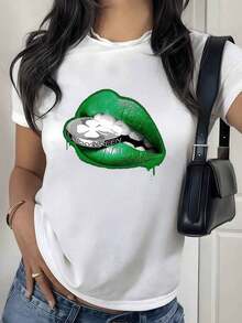 100% Cotton. Bright Green Lips Holding A Silver Coin With A Clover Symbolizing Luck, Fortune, And Positive Energy. Women's T-Shirt, 100% Cotton, Casual, Modern. Women's Simple Solid Color T-Shirt, Loose And Slim Fit, Casual Short Sleeve - 白色的 - 查看 12