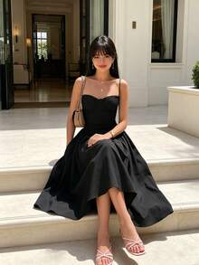 Women's Strapless Dress In A Solid Color, Inspired By Vintage Style, With A Shaping Bustier Design, Fitted To The Body, Suitable For Everyday Wear, Parties, Or Special Occasions. - Black - View 4