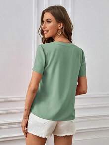 Blusa casual de mujer de unicolor con cuello en V y manga corta - verde menta - Ver 2