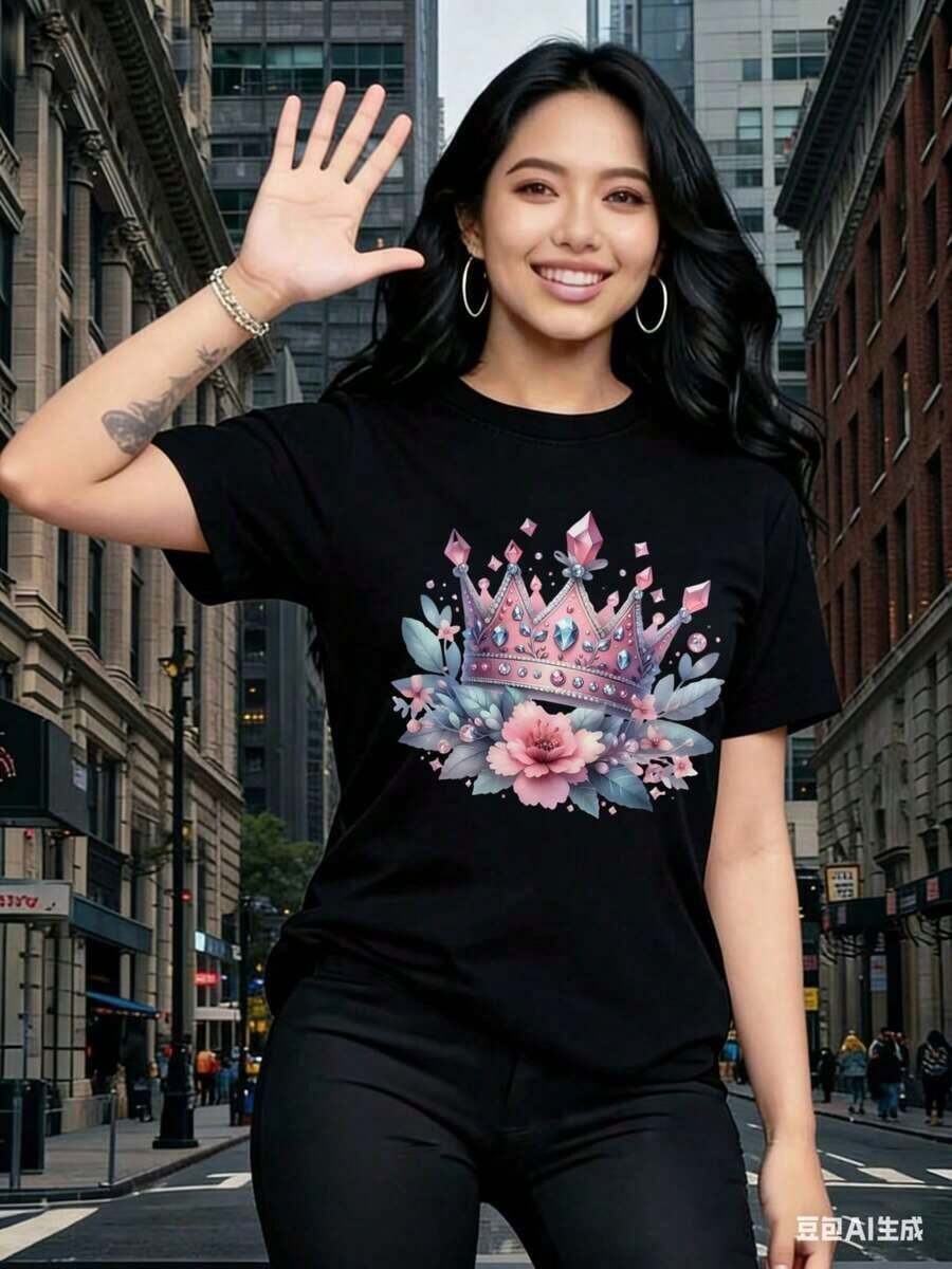 Gift For Women: Short-Sleeve T-Shirts With Interesting Prints, Beautiful Clothing. Round Neck T-Shirt With White Crown Floral Print Design For Casual Wear, Soft. - 黑色 - 查看 1