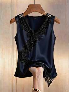 Blusa negra de mujer casual y elegante con cuello en V sin mangas, con encaje, recortes de encaje y bajo irregular, adecuada para uso diario/Día del maestro/atuendo de negocios/viajes/vacaciones relajantes.Blusa negra de encaje, blusa negra de e - Azul marino - Ver 5