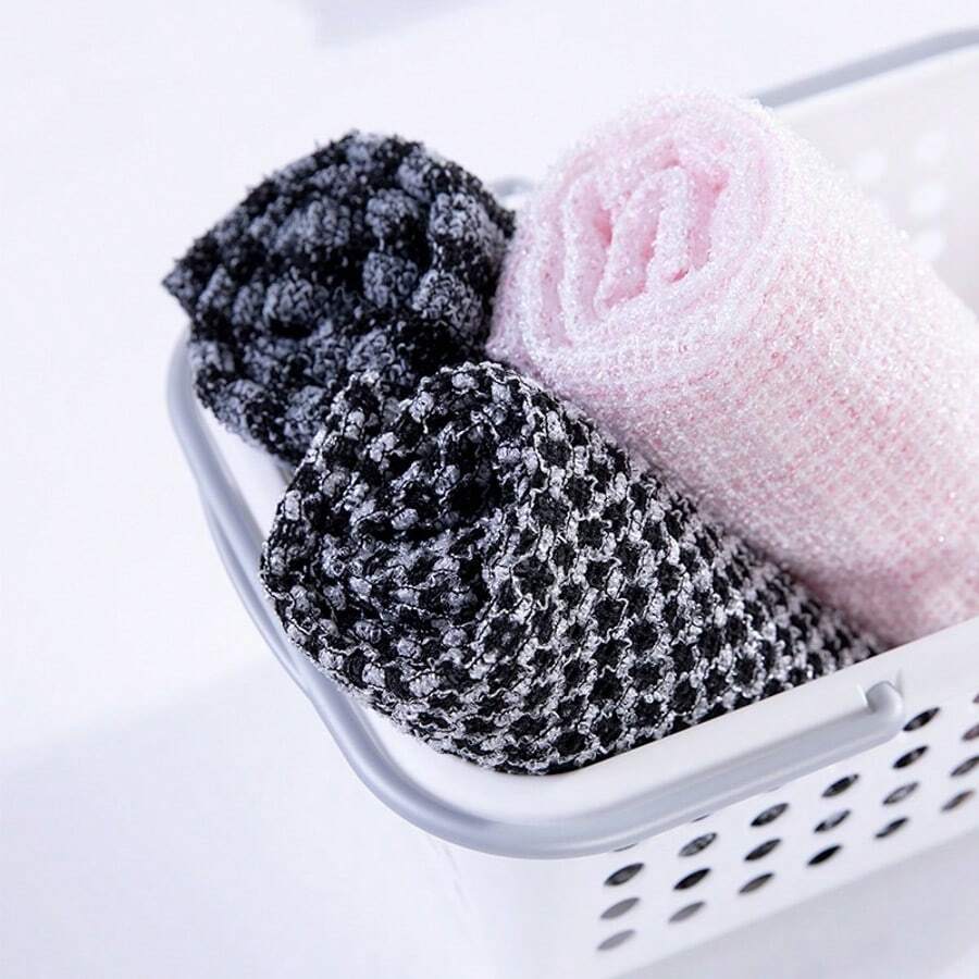 1pc Extra Long Japanese Style Double-Sided Geometric Pattern Bath Towel, Soft Polyester Blend Material, Striped Microfiber Design, Suitable For Shower, Unisex, Daily Bathroom Essential Bath Accessory, Shower Cap, Bath Accessories, Back Scrubber - View 1