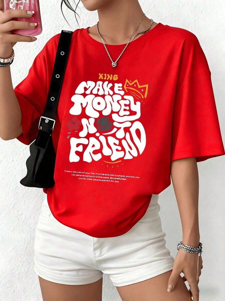 100% Cotton. The Print Features A Creative Phrase That Inspires Independence And Positive Energy, Along With A Golden Crown And Urban Elements Symbolizing Confidence And Empowerment. Women's 100% Cotton T-Shirt With A Modern Cut And Soft Fabric. Women's Simple Solid Color T-Shirt, Loose And Slim Fit Casual Short Sleeve - 紅色的 - 查看 1