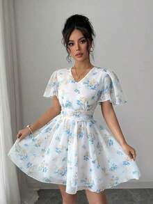 Vestido Estilo Francés  – Corto, Fruncido, con Estampado Digital y Elegancia Femenina - Azul - Ver 8