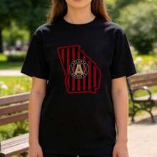 Women's Anime Character Print T-Shirt, Fashionable Casual Top With Anime Design For Anime And Manga Fans, Suitable As A Gift. Women's T-Shirt. Blouses>Elegant. Boho Chic, Soft, Breathable And Comfortable Women's Top, Ideal For Spring, Summer And Autumn, Perfect For Vacations, Travel And Everyday Wear. - 黑色 8 - 查看 7