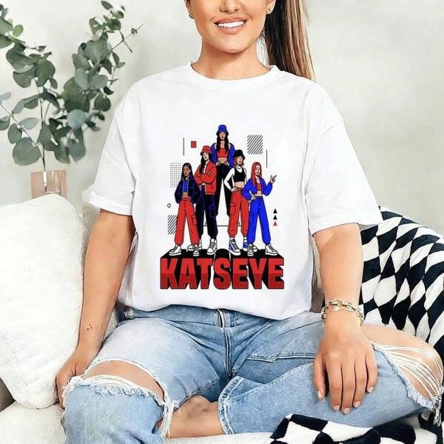 Best Seller KATSEYE Print T-Shirt For FansPlayeras De Mujer Algodon Blusas Frescas Para El Calor Blusas Dama Playeras Mujer Blusa Blanca Playeras Basicas De Mujer Blusas Oversize Para Dama  Y2k Mujer Verano Camisetas De Mujer Algodón Playeras Para Mujer Envio Nacional - Blanco - Ver 1