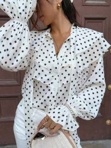 Camisa casual con botones, con volantes, estampado floral diminuto y decoración de perlas, ideal para primavera y vacaciones - Blanco - Ver 1