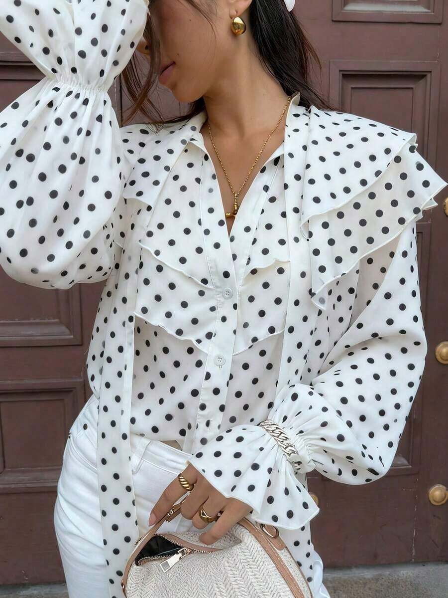 Camisa casual con botones, con volantes, estampado floral diminuto y decoración de perlas, ideal para primavera y vacaciones - Blanco - Ver 1