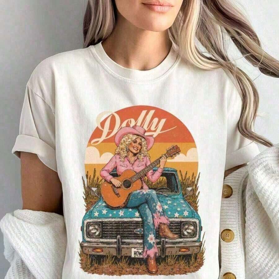 Camiseta Stamps, Camiseta Dolly Parton en colores cómodos, Reina de Corazones - Blanco - Ver 1