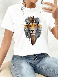The Image Shows The Majestic Head Of A Gold And Silver Lion Fused With The Shape Of A Cross, Symbolizing Strength, Faith, Spiritual Power, And Courage In The Face Of Life-A Representation Of Inner Bravery And Balance Between Ferocity And Calm. Women's T-Shirt, 100% Cotton. New Summer Women's T-Shirt, Casual And Comfortable Crew Neck Top - 白色的 - 查看 8