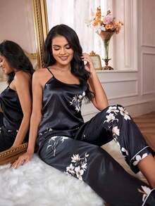Conjunto de pijama con camisola y pantalones con estampado floral - Negro 2 - Ver 5