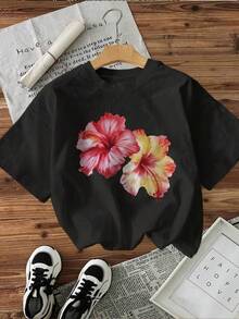 Special Offer: Unique, Modern T-Shirt With Vibrant Tropical Florals, Attractive Design, Comfortable For Summer, Casual Wear, Feminine, Available In Black And Multicolor. Young Fashion - Soft And Breathable Casual Wear For Everyday Use. - 黑色 - 查看 6