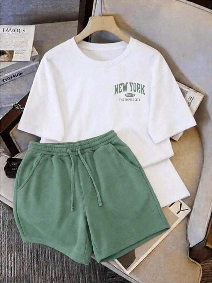 No es un conjunto, los pantalones son solo para referencia de combinación. Hecho de 100% algodón puro, transpirable y agradable para la piel. Diseño clásico de cuello redondo, corte ajustado y adecuado para todo tipo de cuerpos. Estampado moderno y a la moda con un estilo sencillo y de alta calidad. Perfecto para el transporte diario, citas, ropa casual y de calle. Versátil y atemporal, un imprescindible para looks casuales de vacaciones, ideal para días festivos como el Día del Trabajo y el Día de la Independencia de México. - Blanco - Ver 1