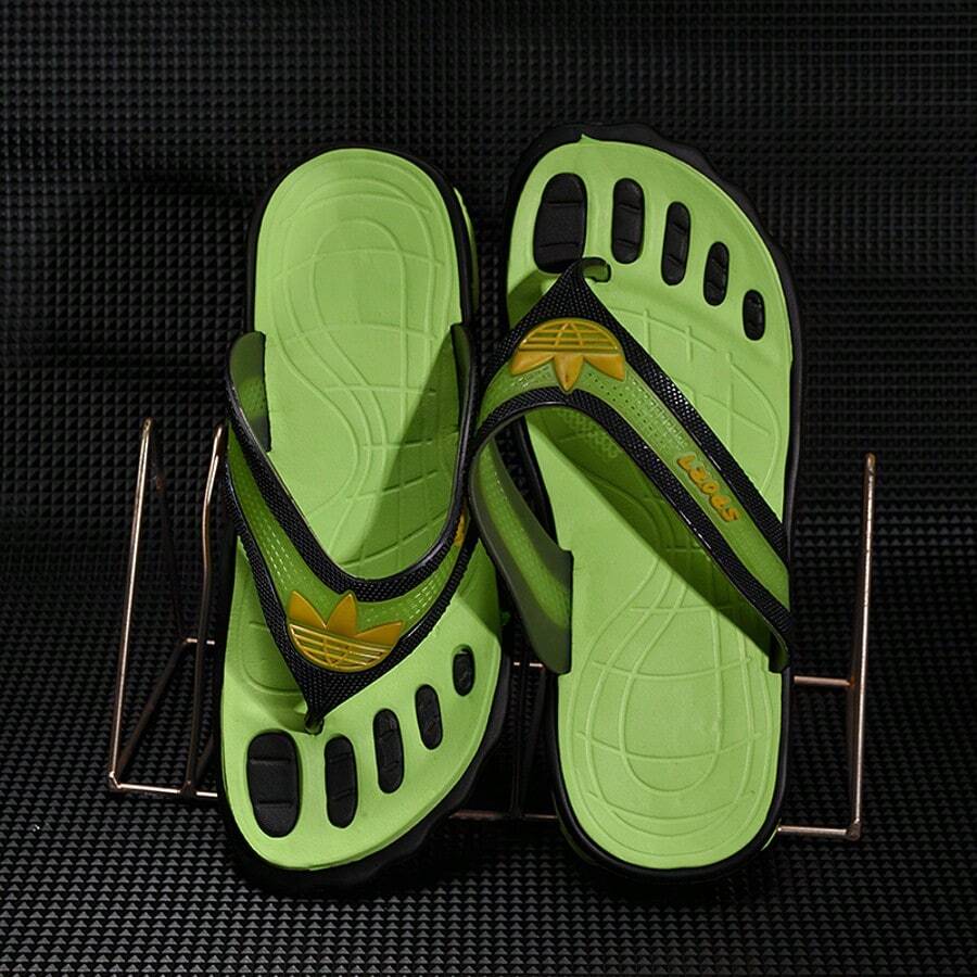 Chanclas para hombres, pantuflas casuales de EVA suave y gruesa, cómodas sandalias de playa para interiores y exteriores para el verano - Verde - Ver 1