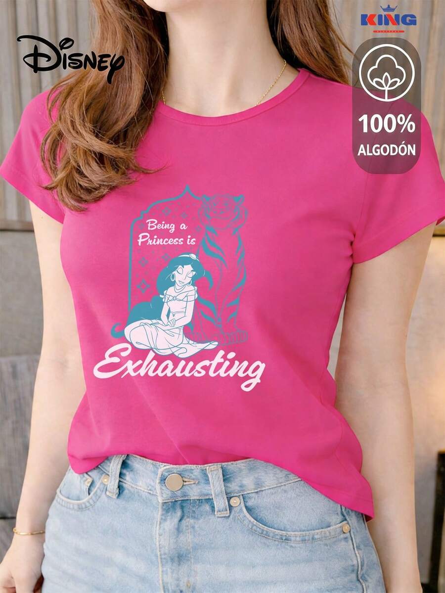 Playera 100% algodón de excelente calidad, esta playera garantiza una suavidad excepcional al tacto, cuello redondo con estampado "Disney Jasmine Exhausting Princess" y manga corta - Rosa Fucsia - Ver 1