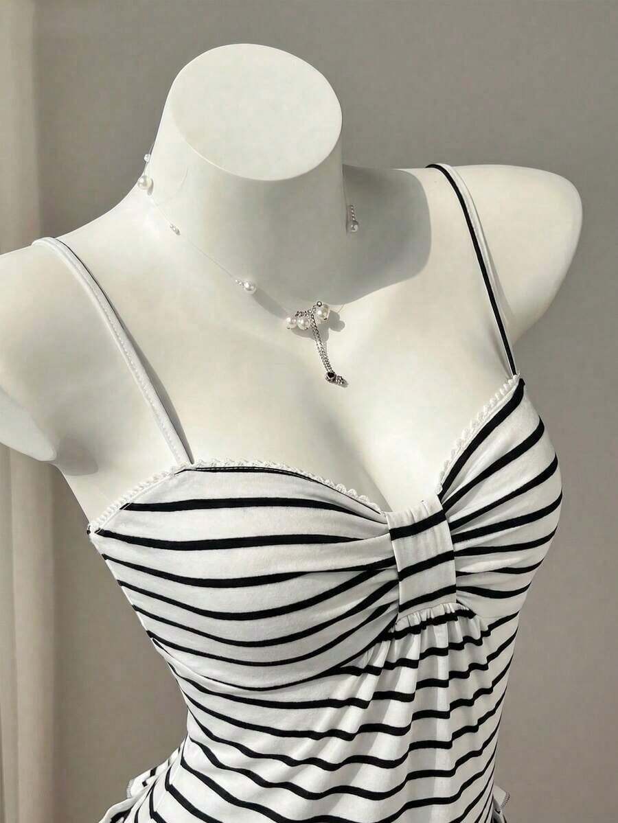 Camiseta ajustada con pliegues en el busto a rayas rosas para el verano - Blanco 2 - Ver 1