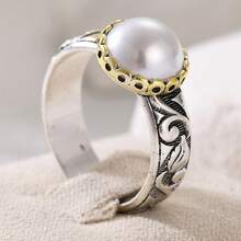 Vintage Textured Women's Ring, Dual-Color Carved Craftsmanship, Creates A Casual And Gathering Atmosphere, Suitable For Daily Life And Holiday Gatherings, A Perfect Gift For Her - Silver - View 3