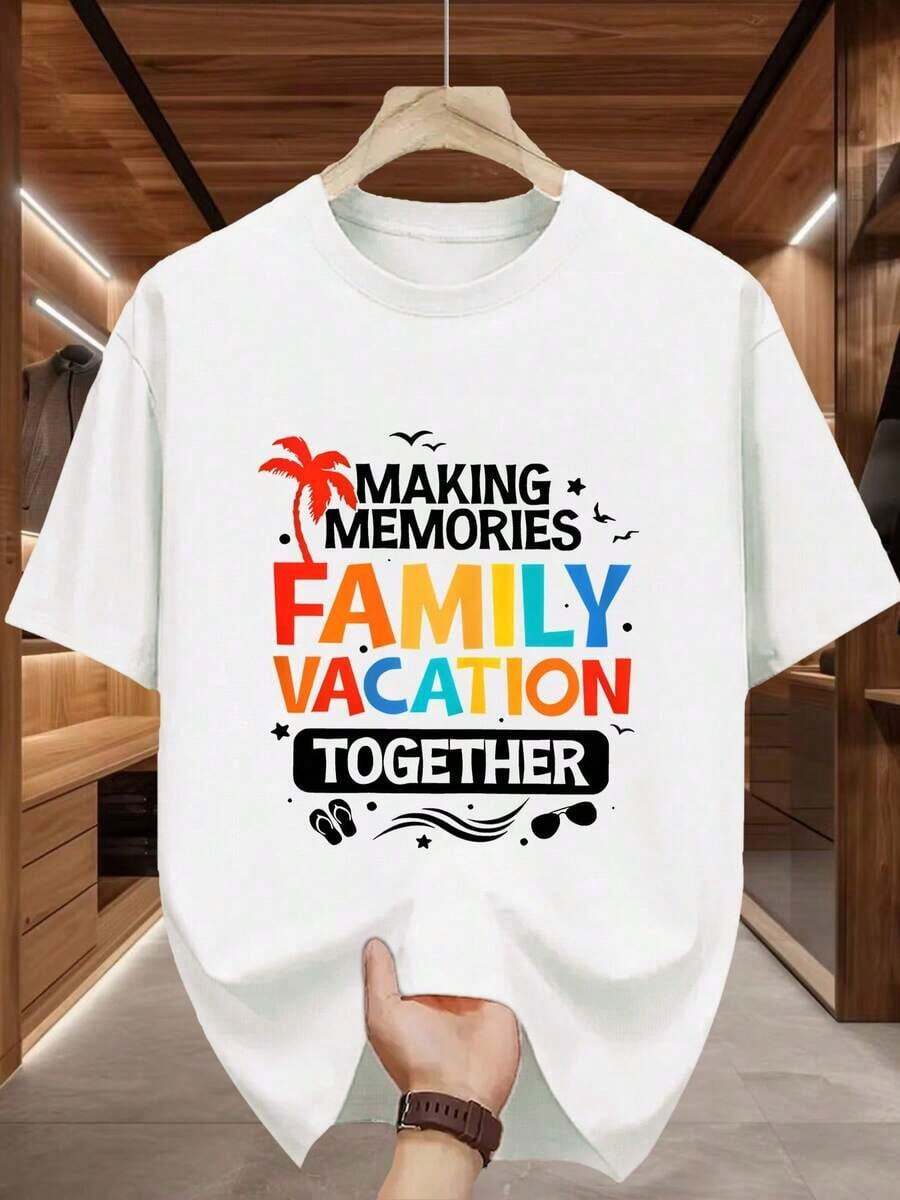 Camiseta de algodón puro estilo 2026 para hombre, serie Vacaciones Familiares, cuello redondo - Casual, cómoda, adecuada para salidas familiares - Camiseta lavable con estampado sutil de marca, atuendo casual versátil y esencial para el guardarropa de todo el año, camisetas gráficas, camisetas gráficas estilo western, ropa de hombre, camisas para hombre, camisetas gráficas, ropa de mujer, tops de verano, ropa de verano, camisetas gráficas - camiseta vintage - Blanco - Ver 1