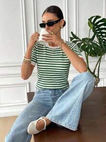Mujeres veraniegas de moda Top de tejido de punto de rayas simple negro y blanco, Todo coincidente - Verde - Ver 1