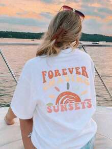 Under The Radar Women's Plus Size Short Sleeve T-Shirt Set With Printed Design, Perfect For Summer. Also Includes A "Forever Chasing Sunsets" Print Tee, Ideal For Beach Trips. Women's Summer Outfits, Women's Vacation Outfits, Summer Clothes, Women's Spring Outfits, Summer Blouses, Festival Outfits, Women's Easter Set - Unisex Urban Vintage Style Loose Fit Cotton Short Sleeve Crew Neck T-Shirt - 白色 - 查看 2