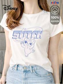 Playera 100% algodón de excelente calidad, esta playera garantiza una suavidad excepcional al tacto, cuello redondo con estampado "Disney Stitch Retro Star Journey" y manga corta - Blanco - Ver 1