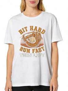 Women's Casual T-Shirt, Baseball Graphic Design "Hit Hard Run Fast Turn Left", Short Sleeve, Comfortable For Casual And Elegant Outfits, Lightweight And Breathable, Machine Washable, Regular Fit, Crew Neck, 100% Cotton, Durable - 白色 - 查看 2