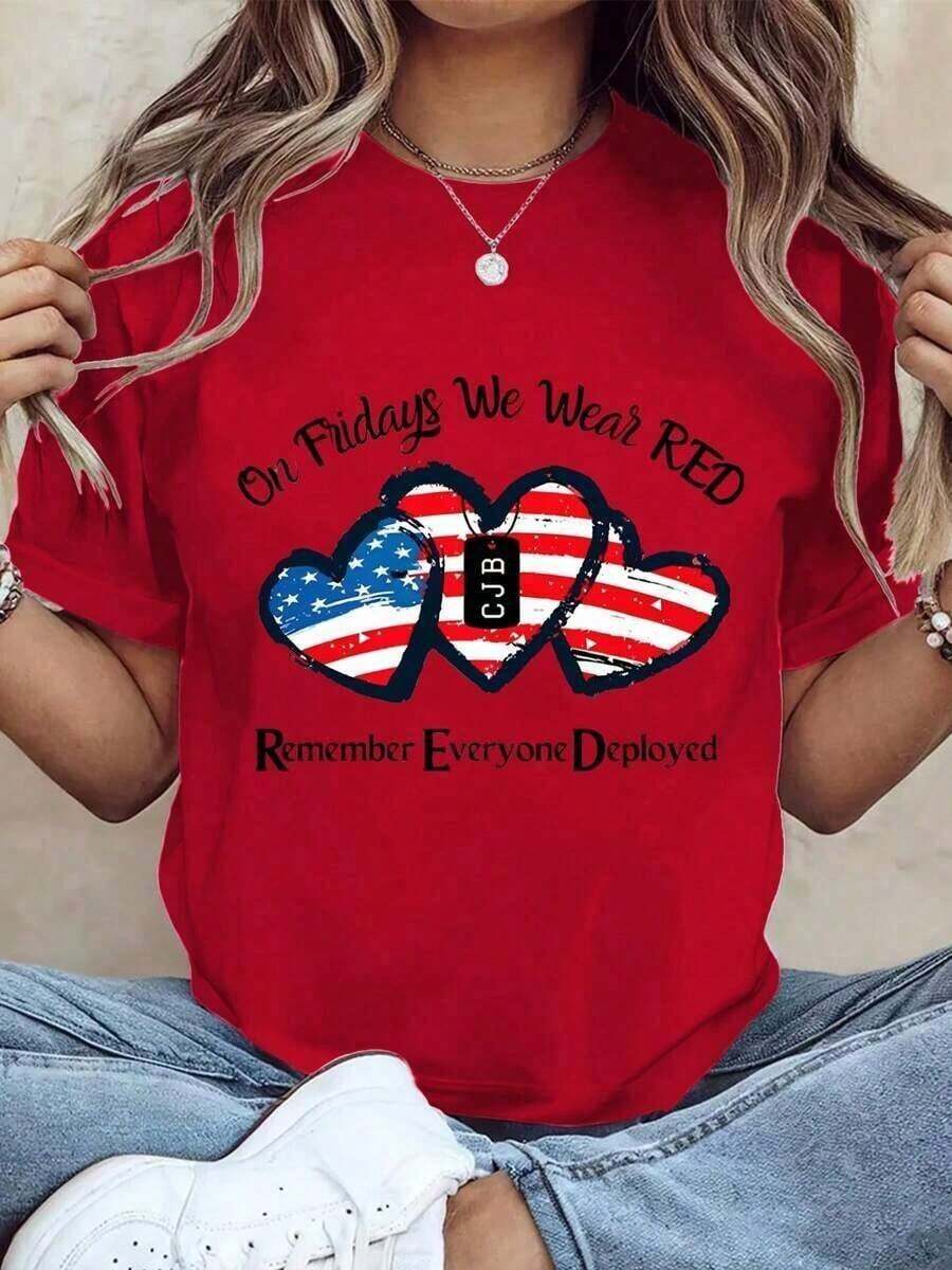 Camiseta de estilo deportivo casual de verano para mujer. Talla grande - Camiseta conmemorativa del Viernes Rojo para todo el personal desplegado, apoyo al personal militar, moda diaria cómoda para mujer, holgada, adecuada para actividades casuales, transpirable y ligeramente elástica, lavable a máquina, tops de verano 2026 para mujer - Rojo - Ver 1