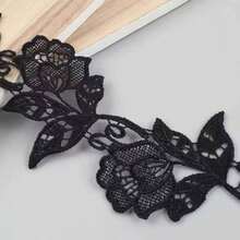 Water-Soluble Rose Lace Decoration - Polyester Floral Embroidery, Black And White Pattern Suitable For Wedding Dresses, Cheongsam, Pajamas, DIY Home Decor (White/Black), DIY Craft Supplies | Fan-Shaped Lace Edge | Exquisite Embroidery, Lace Fabric - White - View 4