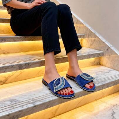 Summer Flat Women's Sandals Designed For Outdoor Wear, Fashionable Rhinestone African Women's Slippers