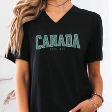 Women's Canada V-Neck T-Shirt, Patriotic Graphic Tee, Canadian Pride Tee, Vintage Canada Tee, Canadian Travel Clothing, Tourist Souvenir. - 黑色 - 查看 1