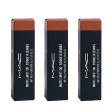 MAC Retro Matte Lipstick Ruby Woo, 1 Count, Multicolor, 0.10 Ounce - Classic Red - View 4