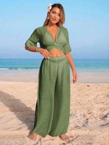 Conjunto de vacaciones de verano para mujer con top corto de manga corta con volantes y escote en V sin espalda, pantalón de pierna ancha y cubrecuerpo - Verde Oscuro - Ver 4
