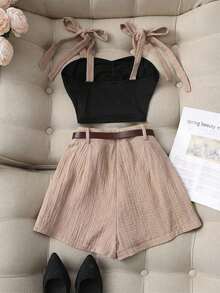 Conjunto Sexy  de 2 Piezas – Top con Tirantes Finos y Lazo Frontal en Contraste + Shorts Color Caqui – Perfecto para Vacaciones y Citas - Albaricoque - Ver 2