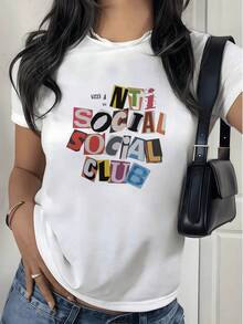 Camiseta de mujer de moda,Camiseta de mujer con estampado  en estilo collage,corte moderno y confortable.100% algodón,ideal para un look casual. - Blanco - Ver 7