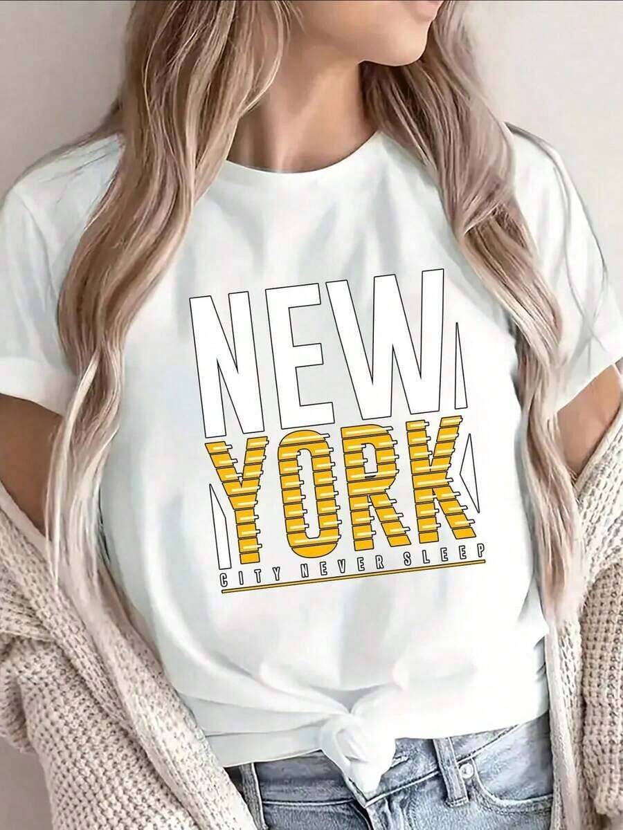Camiseta casual de verano para mujer, hecha de material ligero, con un diseño suave y transpirable, perfecta para actividades casuales al aire libre.Ofrece un ajuste cómodo con una textura suave en un color neutro. Camiseta de manga corta con estampado gráfico para mujer de talla grande, estilo casual, cuello redondo, holgada, cómoda y suave, ideal para atuendos diarios. - Blanco - Ver 1