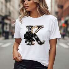 Women's Cotton T-Shirt With Letter K Print, Black Rose Design And Rhinestones, Short Sleeve, Round Neck, Casual Top, Loose Fit, Basic T-Shirt For Everyday Wear, Sizes S-5XL. - 白色 - 查看 12