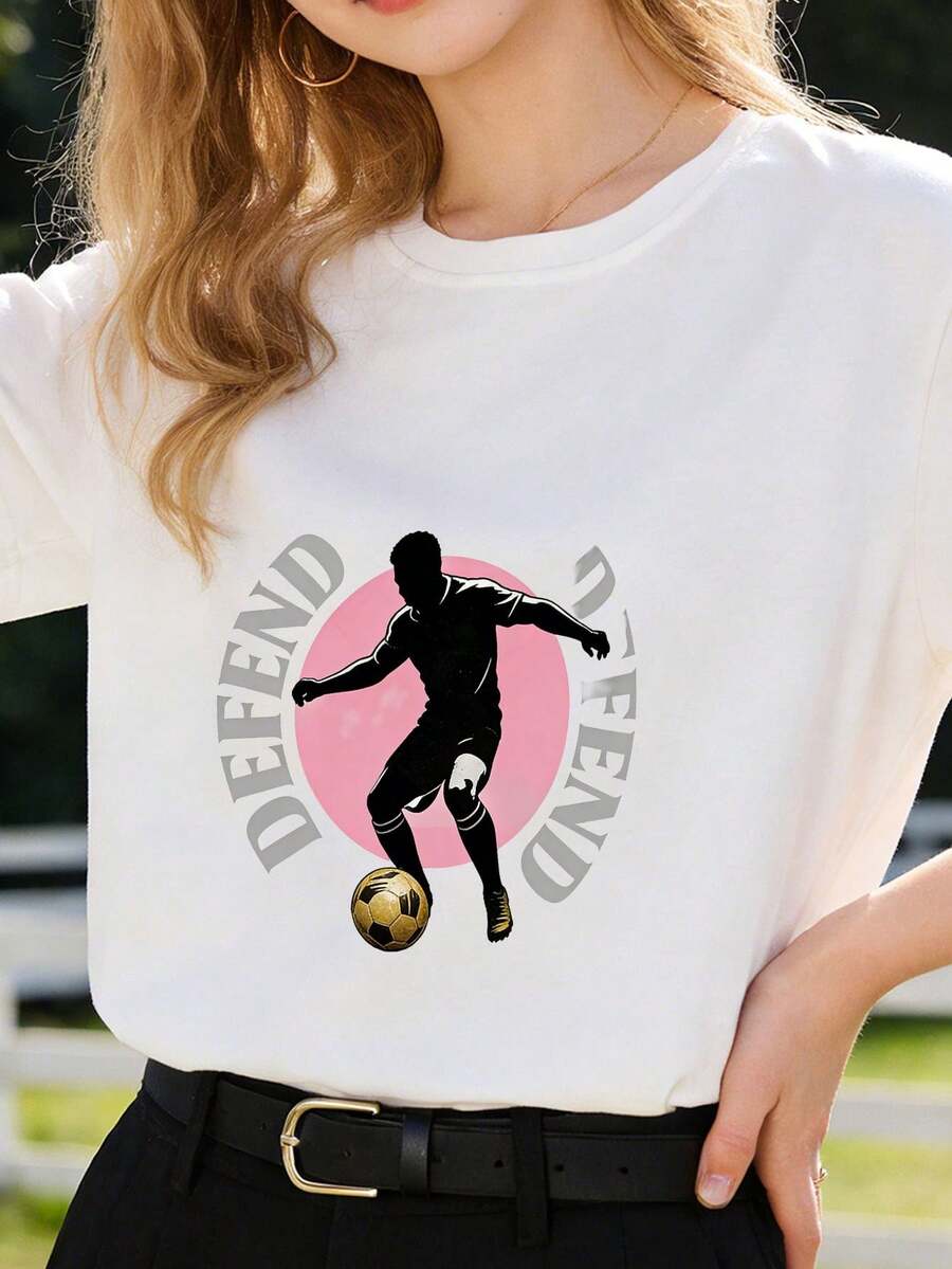 Premium Minimalist One-Piece Casual T-Shirt With A Soccer Player And Ball Motif, Pink Crew Neck, Unisex. Breathable, Crew Neck Casual T-Shirt - 白色 - 查看 1