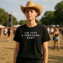 Camiseta "Im Just A Teenager" para Mujer, Niñas y Niños, Camiseta de la Gira Musical de Olivia Rodrigo, Camisetas de Moda, Tops Modernos, Camisetas Cómodas - Negro - Ver 4