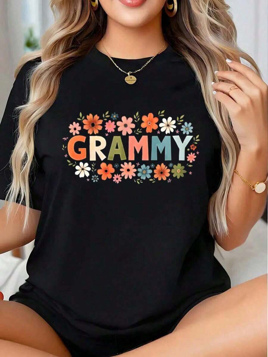 Grammy Floral Print T-Shirt For Grandmothers, Mother's Day Gift, Women's Casual Top, Urban Vintage Style, Unisex, Cotton, Short Sleeve, Round Neck, 100% Cotton - 黑色 - 查看 1
